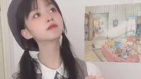 抖音吃瓜网红美女是谁,揭秘网络红人的魅力与争议