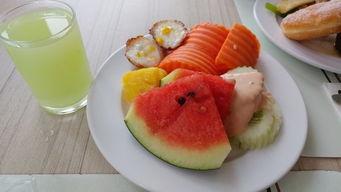 台湾网红皮皮吃瓜,揭秘台湾网红的美食与生活点滴